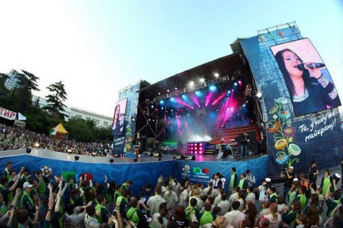 SANATÇI EROL BÜYÜKBURÇ: “BU SES SEVİLMEZ Mİ?”