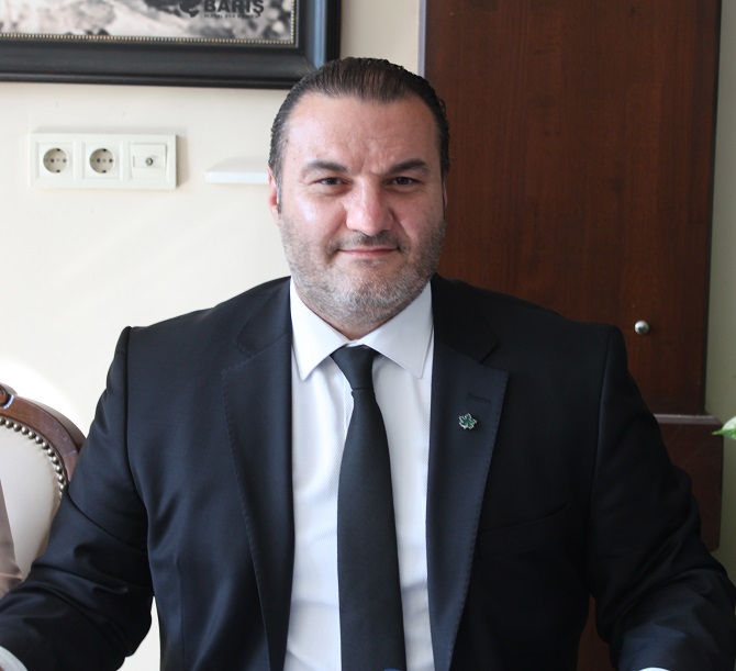 selcuk-yasan.jpg