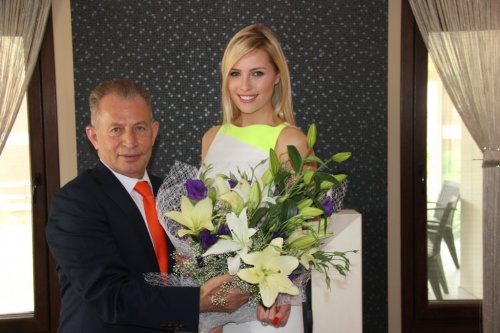 SERDAR ORTAÇ'I İZMİR’DE YAŞAMAYA İKNA EDECEK