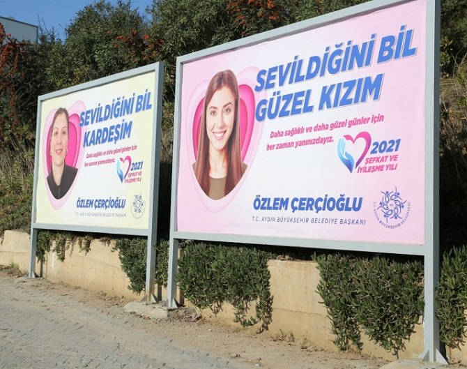 sevildigini-bil-afisleri-tartisma-yaratti-002.jpg