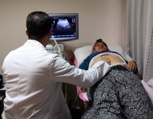 SİGARA İÇEN GEBE KADINLARDA DAMAR TIKANIKLIĞININ DAHA FAZLA GÖRÜLDÜĞÜ BİLDİRİLDİ.