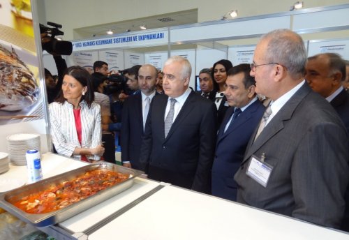 TÜRK BALIKLARI AZERBAYCAN’DA GÖRÜCÜYE ÇIKTI