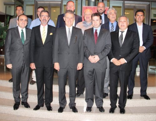 TÜTÜN İHRACATÇILARI 'MAHMUT ÖZGENER İLE DEVAM' DEDİ