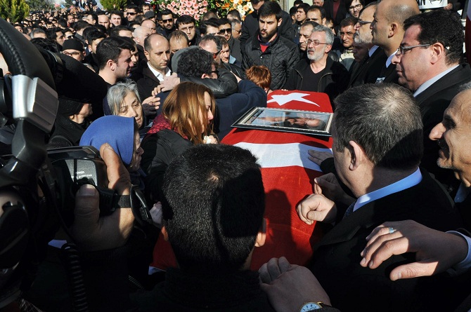 ulkucu-genc-firat-cakiroglu-son-yolculuguna-ugurlandi.jpg