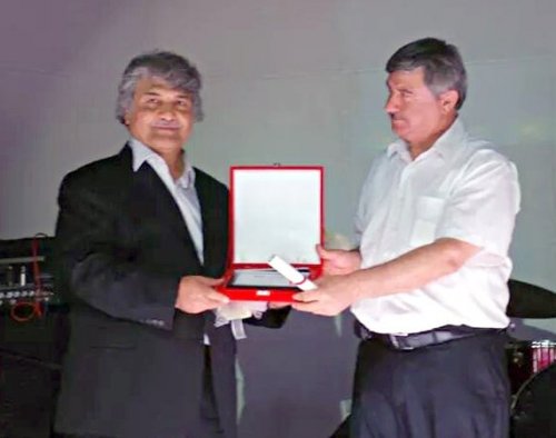 USTA YÖNETMEN MESUT UÇAKAN’A YAŞAM BOYU ONUR ÖDÜLÜ