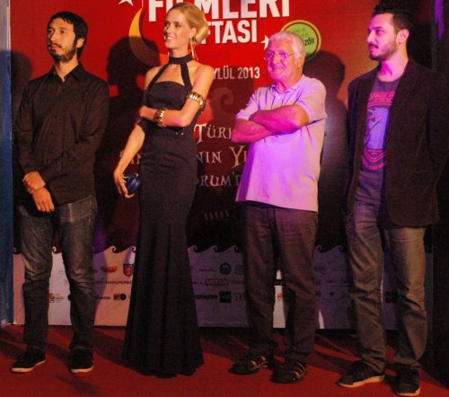 WILMA ELLES TÜRK KIZLARINA ÖVGÜ YAĞDIRDI