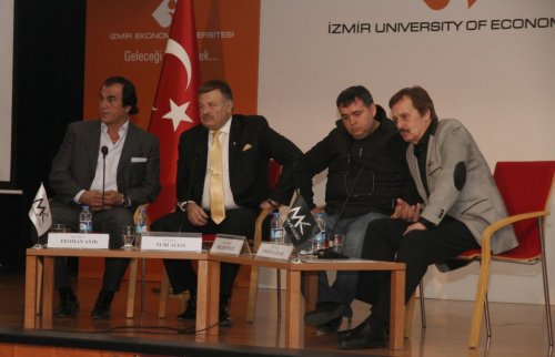 YEŞİLÇAM'IN DUAYEN İSİMLERİ ÜNİVERSİTE ÖĞRENCİLERİYLE BULUŞTU