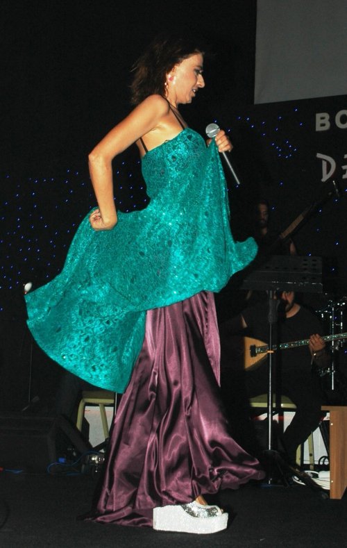 YILDIZ TİLBE’DEN YENİ ALBÜM MÜJDESİ